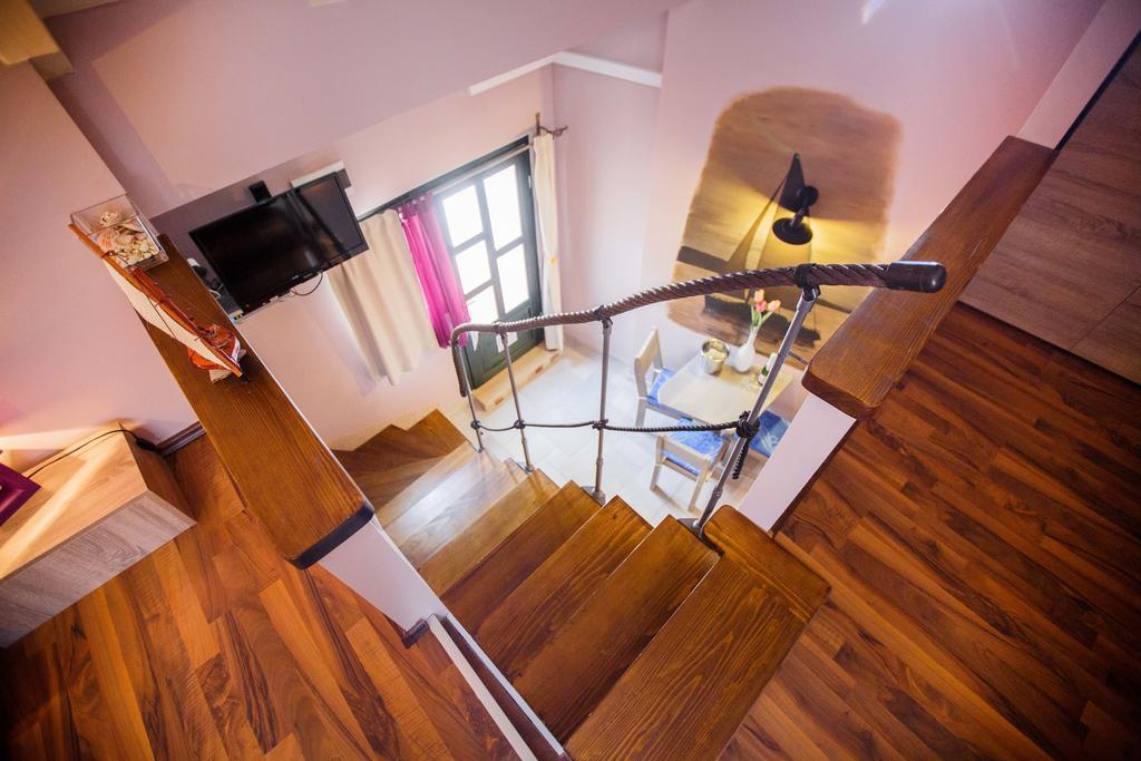 Studio Apartments Bonaca Split Bagian luar foto
