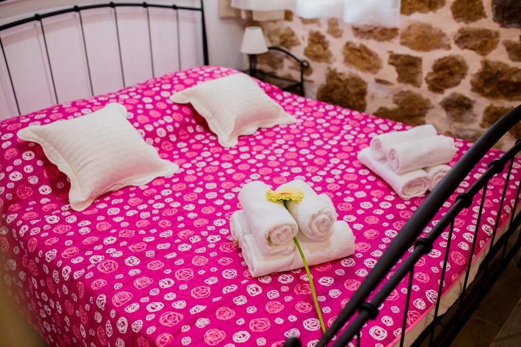 Studio Apartments Bonaca Split Bagian luar foto