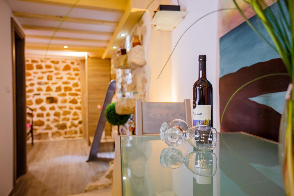 Studio Apartments Bonaca Split Bagian luar foto
